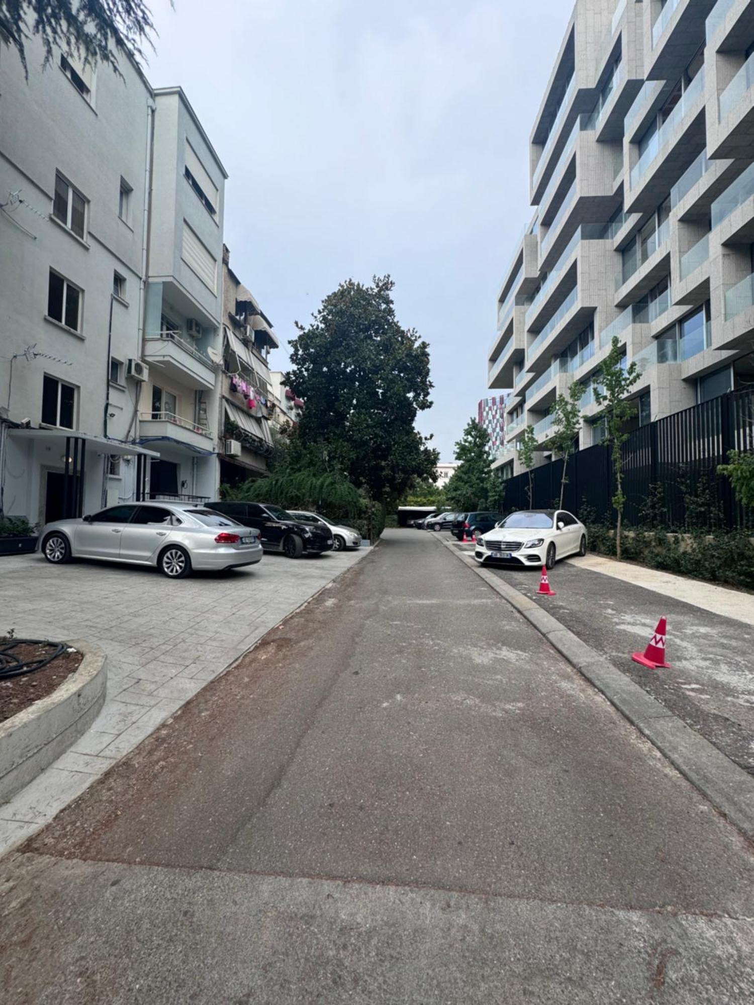 The Hidden Gem Of Blloku Lejlighed Tirana Eksteriør billede